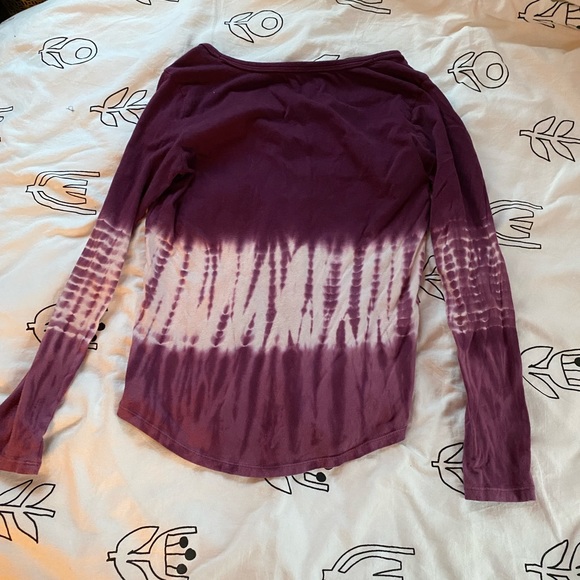 Eddie Bauer purple tie dye long sleeved shirt - Picture 6 of 6